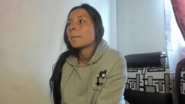 Nathaly love96 online show from 06/09/26, 07:37