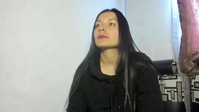Nathaly love96 online show from 06/07/26, 11:48