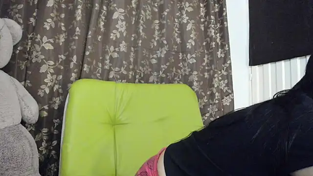 Nathaly love96 online show from 01/15/25, 11:19