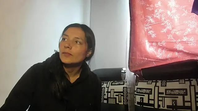 Nathaly love96 online show from 06/24/26, 07:44