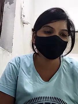 Snapshot of illay_love chatting on 11/07/25, 03:38 illay love online show from 11/07/25, 03:38