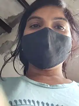 Snapshot of illay_love chatting on 11/15/25, 07:01 illay love online show from 11/15/25, 07:01