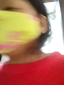 Snapshot of illay_love chatting on 12/18/25, 03:55 illay love online show from 12/18/25, 03:55