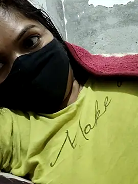 Snapshot of illay_love chatting on 12/15/25, 03:12 illay love online show from 12/15/25, 03:12