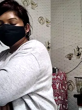 Snapshot of illay_love chatting on 12/14/25, 10:32 illay love online show from 12/14/25, 10:32