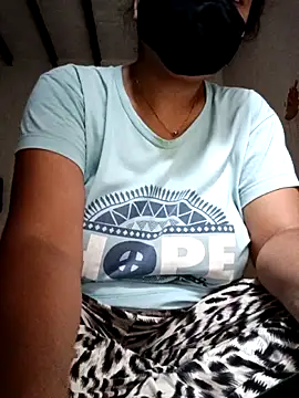 Snapshot of illay_love chatting on 06/11/26, 03:36 illay love online show from 06/11/26, 03:36