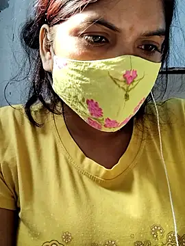 Snapshot of illay_love chatting on 11/13/25, 06:39 illay love online show from 11/13/25, 06:39