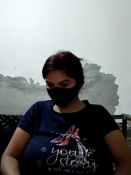 Snapshot of illay_love chatting on 11/03/25, 03:34 illay love online show from 11/03/25, 03:34