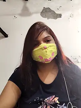 illay love online show from 04/15/26, 11:49