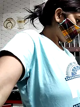 Snapshot of illay_love chatting on 11/16/25, 03:00 illay love online show from 11/16/25, 03:00