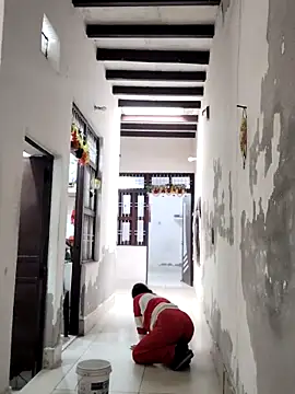 illay love online show from 12/19/25, 04:05