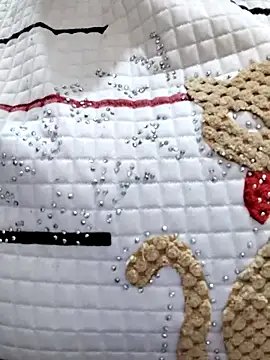 illay love online show from 12/23/25, 06:12