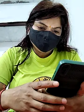 illay love online show from 04/08/26, 05:42