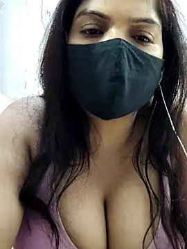 Snapshot of illay_love chatting on 11/11/25, 05:52 illay love online show from 11/11/25, 05:52