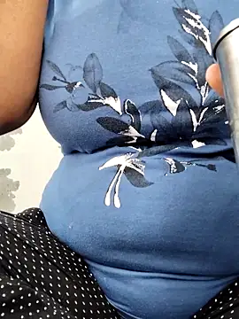 illay love online show from 04/07/26, 05:09