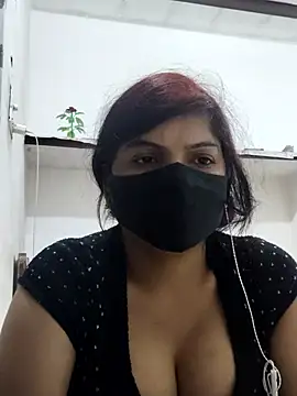 illay love online show from 02/11/26, 07:58