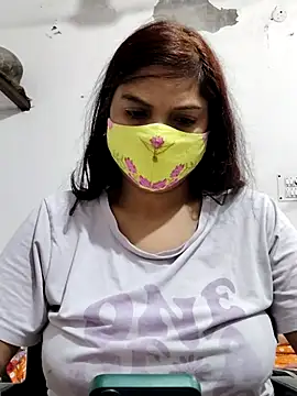 illay love online show from 03/24/26, 03:23