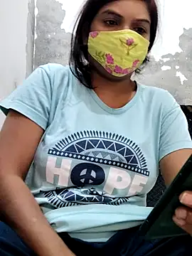 Snapshot of illay_love chatting on 10/25/25, 05:50 illay love online show from 10/25/25, 05:50