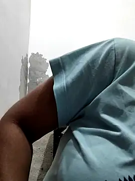 Snapshot of illay_love chatting on 11/28/25, 06:02 illay love online show from 11/28/25, 06:02