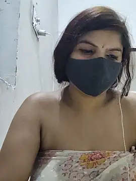 Snapshot of illay_love chatting on 05/15/26, 05:55 illay love online show from 05/15/26, 05:55