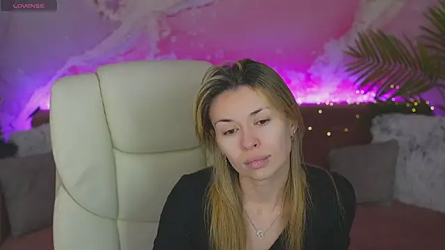 MayaRayy online show from 01/09/26, 11:50