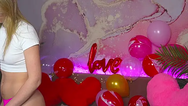 MayaRayy online show from 02/05/26, 08:48