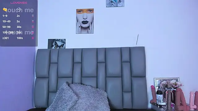 Sophia Lemos online show from 03/07/25, 01:40