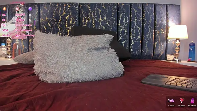 Sophia Lemos online show from 10/31/25, 12:13