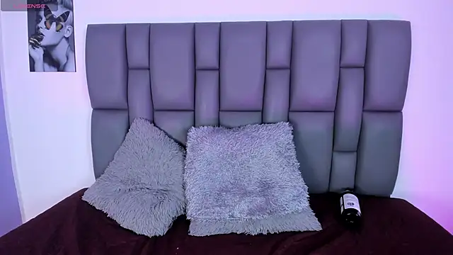 Sophia Lemos online show from 03/18/25, 04:39