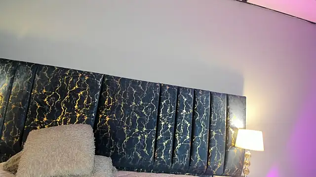 Sophia Lemos online show from 09/15/25, 01:33