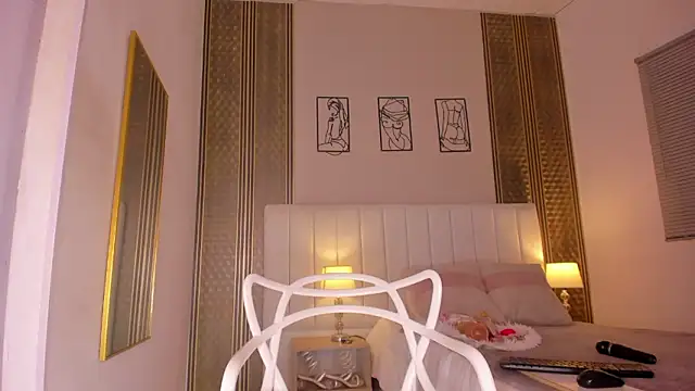 zoe sky  online show from 02/12/26, 11:43