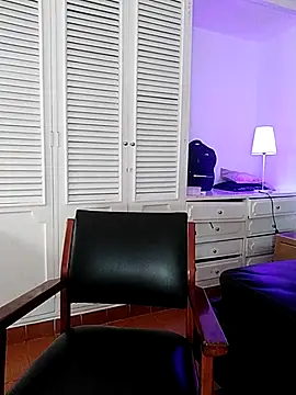 Adel Nesbiit online show from 03/13/26, 07:41