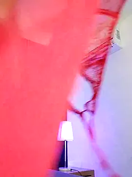 Adel Nesbiit online show from 11/09/25, 11:14