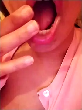 Snapshot of SosoDaloaa chatting on 02/16/25, 07:05 SosoDaloaa online show from 02/16/25, 07:05