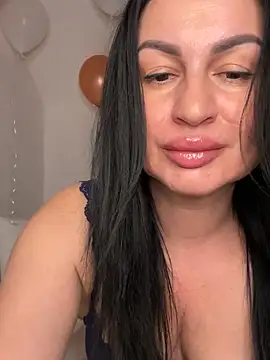 Helena7077 online show from 04/03/26, 11:00