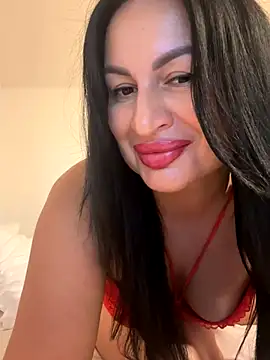 Snapshot of Helena7077 chatting on 09/24/25, 09:43 Helena7077 online show from 09/24/25, 09:43