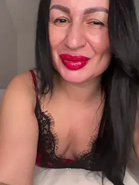 Helena7077 online show from 02/04/26, 10:49