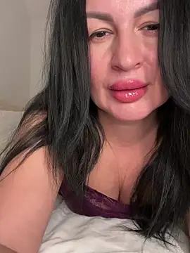 Helena7077 online show from 12/21/25, 12:46