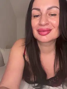 Helena7077 online show from 02/18/26, 11:45