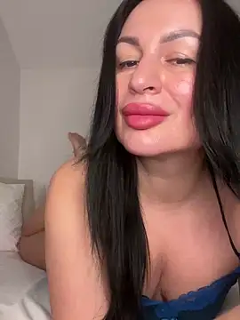 Helena7077 online show from 02/21/26, 11:29