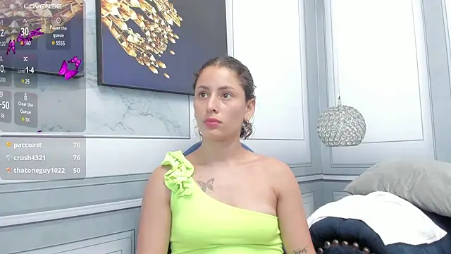 jazmin goddes  online show from 01/05/25, 02:30