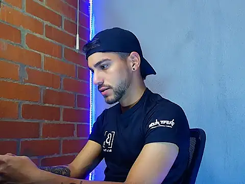 Leandro valenzuela online show from 10/24/25, 10:20