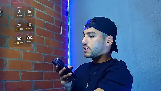 Leandro valenzuela online show from 11/30/25, 12:11