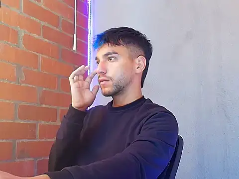 Leandro valenzuela online show from 11/07/25, 04:11