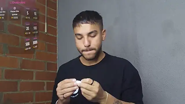 Leandro valenzuela online show from 04/02/26, 04:30