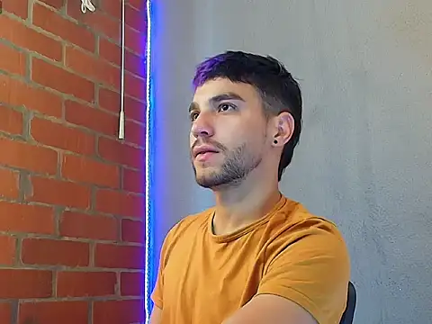 Leandro valenzuela online show from 12/17/25, 07:19