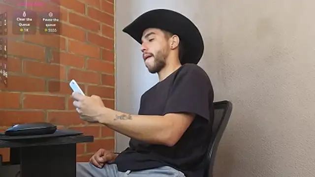 Leandro valenzuela online show from 05/14/26, 04:59