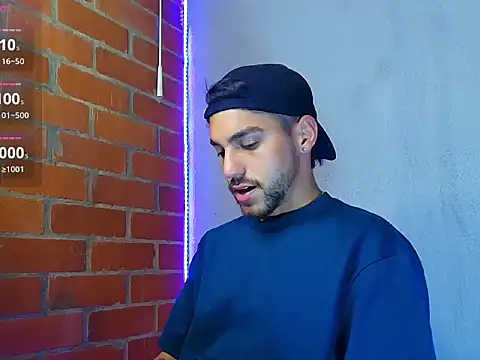 Leandro valenzuela online show from 10/25/25, 10:25