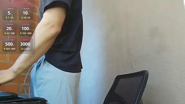 Leandro valenzuela online show from 05/08/26, 03:16