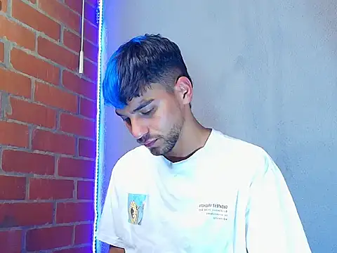 Leandro valenzuela online show from 11/08/25, 09:29